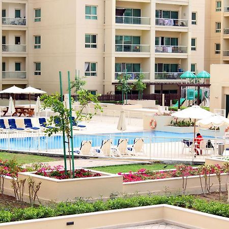 New Arabian Al Dhafra 2 The Greens 1 Br ドバイ エクステリア 写真