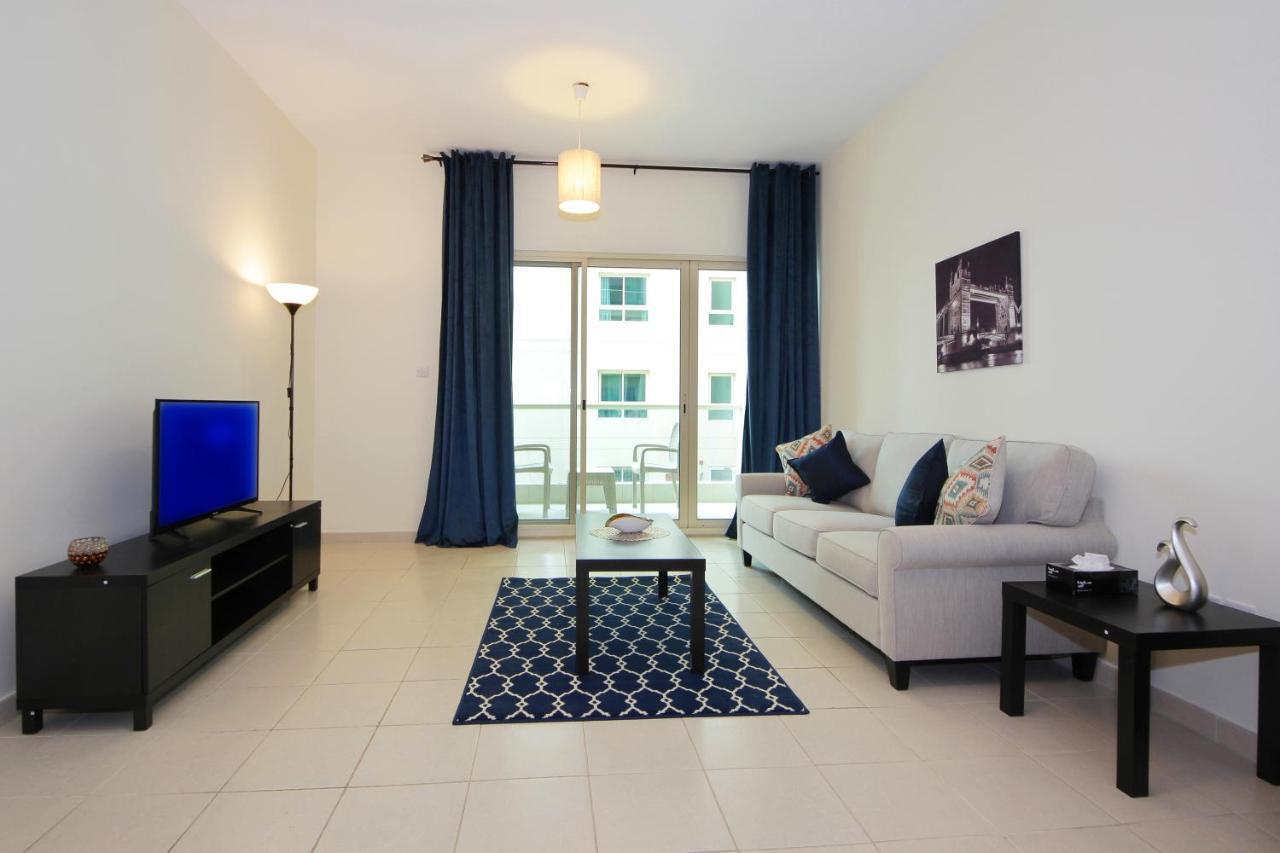 New Arabian Al Dhafra 2 The Greens 1 Br ドバイ エクステリア 写真